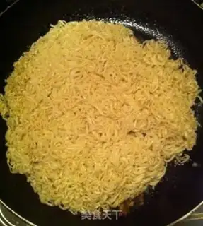 Make Simple mix of noodles step 6