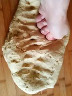 Make A greasy tarcake step 3