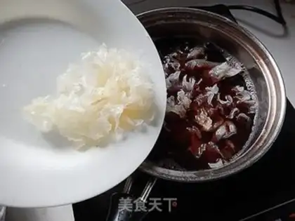 Make Silver ear red bean sugar step 5