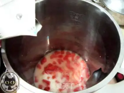 Make Cucumber milk step 1