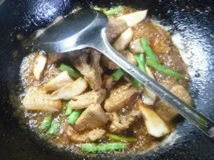 Make Pumpkin, peas, pork chops step 11
