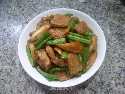 Make Pumpkin, peas, pork chops step 13