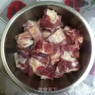 Make Pans and crotch ribs step 0