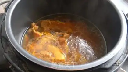 Make Goldworm grass is for duck stew step 3