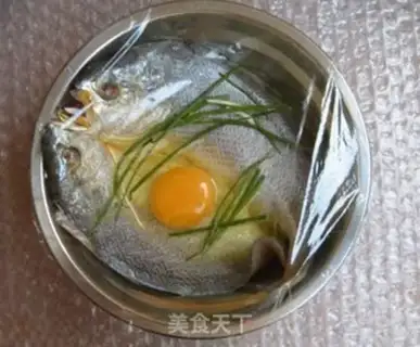 Make Clear the salty yellow fish step 3