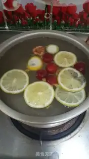 Make Lemon tea step 3