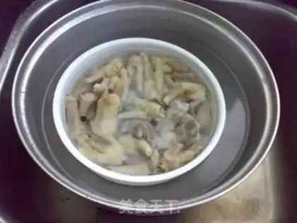 Make Chicken claws onions step 2