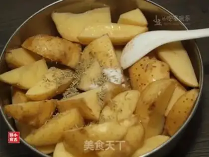 Make Rosemary baked potatoes step 4