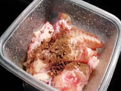 Make Garlic chicken wings step 0