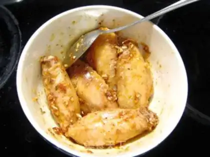 Make Garlic chicken wings step 4