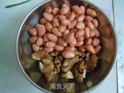 Make Peanut walnuts step 0