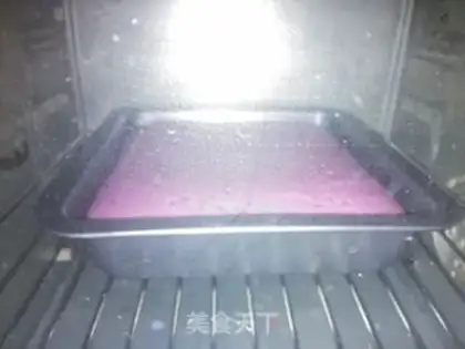 Make Banana flamingo cake step 12