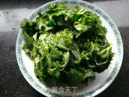 Make Pumpkin leaves step 1