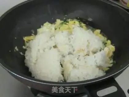 Make Soy sauce, fried rice step 3