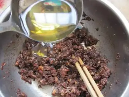Make Pumpkin meat buns step 4