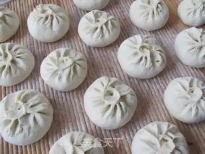 Make Pumpkin meat buns step 12