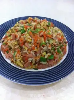 Make Yangzhou fried rice step 12