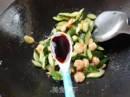 Make cucumber shrimp step 7
