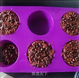 Make Fungushead chocolate marfin step 8