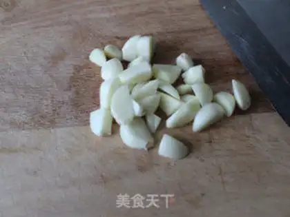 Make Garlic cooking step 1