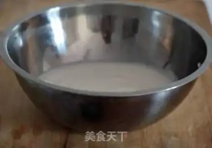 Make Strawberry cake rolls step 2