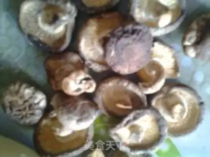 Make Frozen meat buns step 0