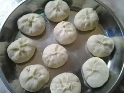 Make Frozen meat buns step 7