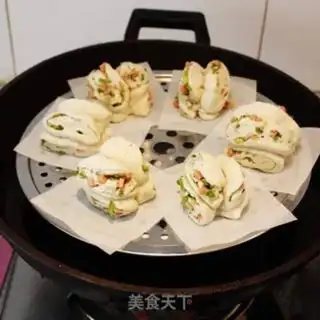 Make Onion rolls step 9