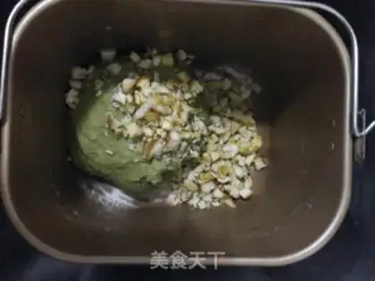 Make Scrambled the tea table step 5