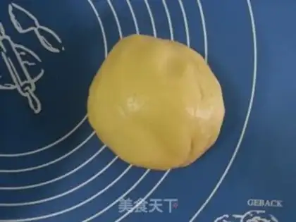 Make Button cookies step 5