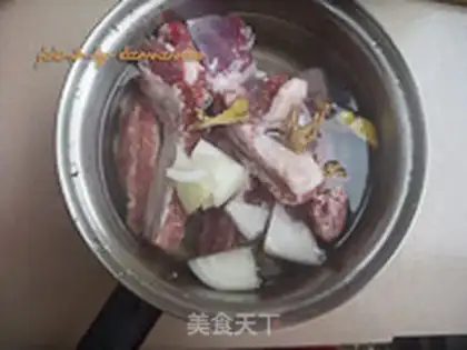 Make Vegetable acid soup step 1
