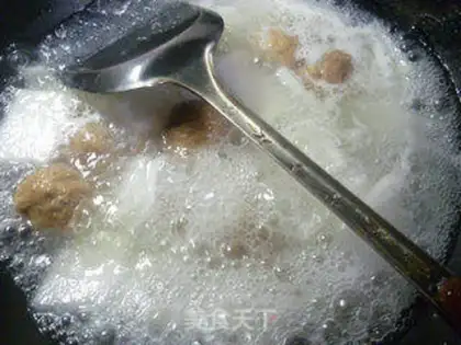 Make Beefballs, melon soup step 4