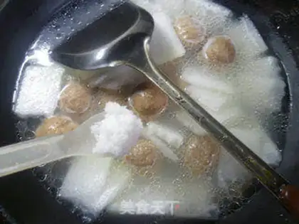 Make Beefballs, melon soup step 5