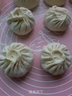 Make Puffy pork bun step 6