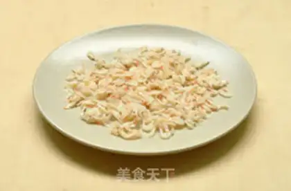 Make Shrimp-skin soup step 3