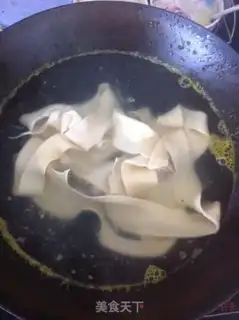 Make Oily noodles step 2