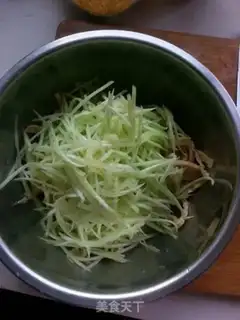 Make Bean cucumber step 1