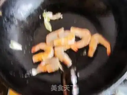 Make Cream and shrimp step 7