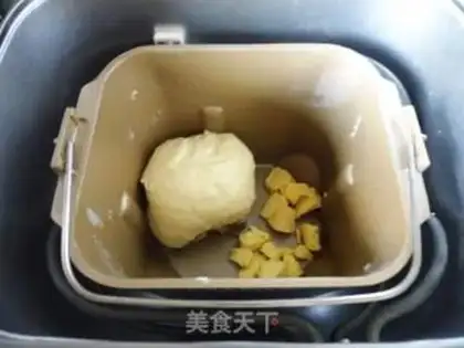 Make Milky coconut bread step 2