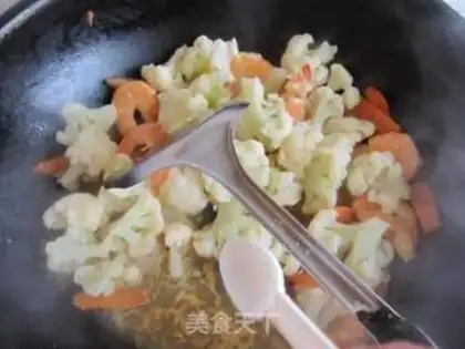 Make Cream and shrimp step 13