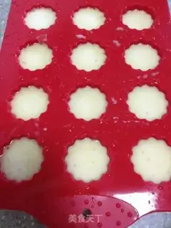 Make Curly step 8