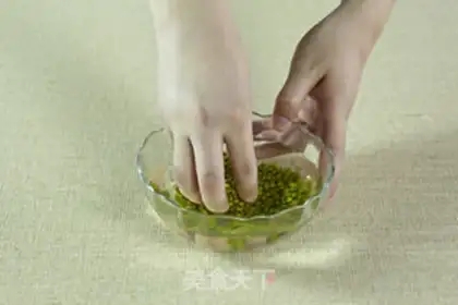 Make Green bean soup step 0