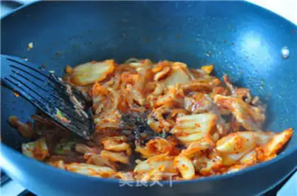 Make Hot cabbage and powder step 7