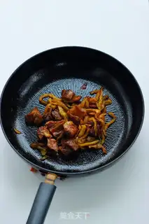Make Squeeze the mushrooms and oxen step 4