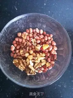 Make "Red dates peanut walnuts." step 0