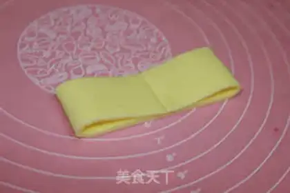 Make Rolling sugar cake step 12