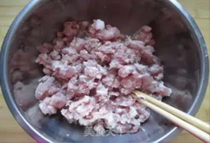 Make The cabbage, the meat dumplings step 1