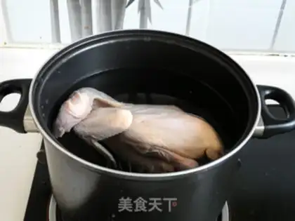 Make White chicken in the private room step 1