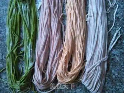 Make Color noodles step 5