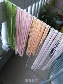 Make Color noodles step 6